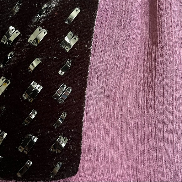 SUSAN GRAVER ARTISAN Embellished Velvet Detail Purple Peekaboo Sleeve | Size 8 - Picture 4 of 10
